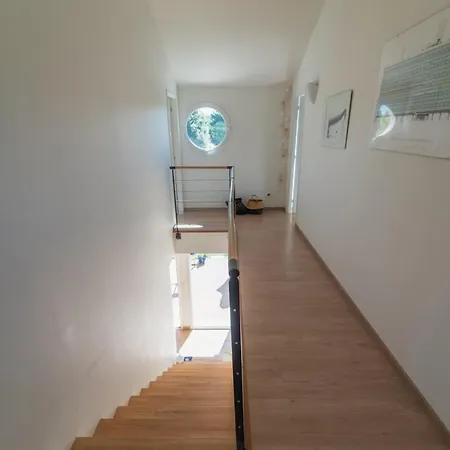 La Maison Chateau D'eau : Piscine Pour 6/8 Pers *