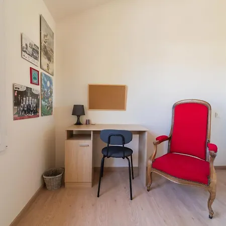 בית נופש La Maison Chateau D'eau : Piscine Pour 6/8 Pers *